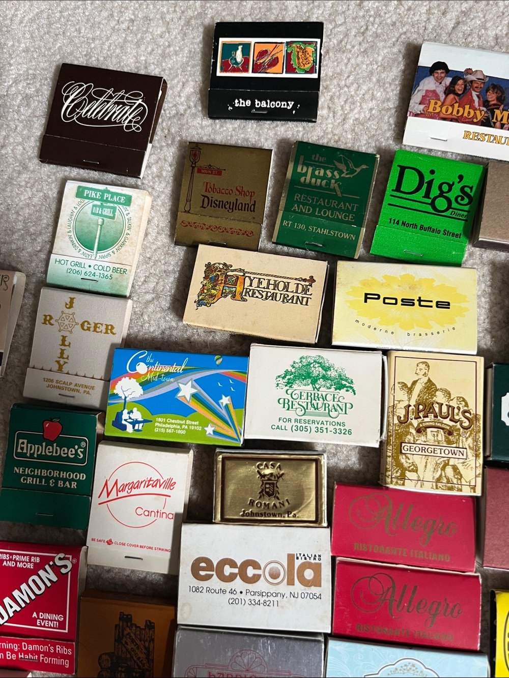 Vintage Matchbook Lot - (65) Assorted Colors - Picture 5 of 6